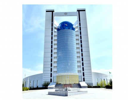 Здание МИД Туркмении
