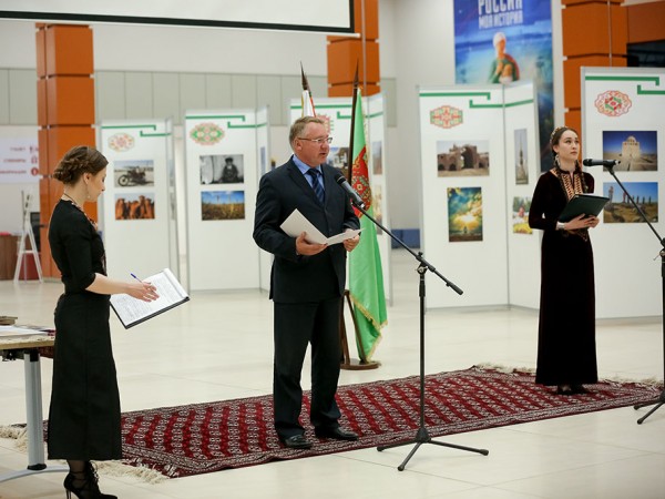 В Санкт-Петербурге прошла фотовыставка «Туркменистан –   сердце Великого Шёлкового пути»